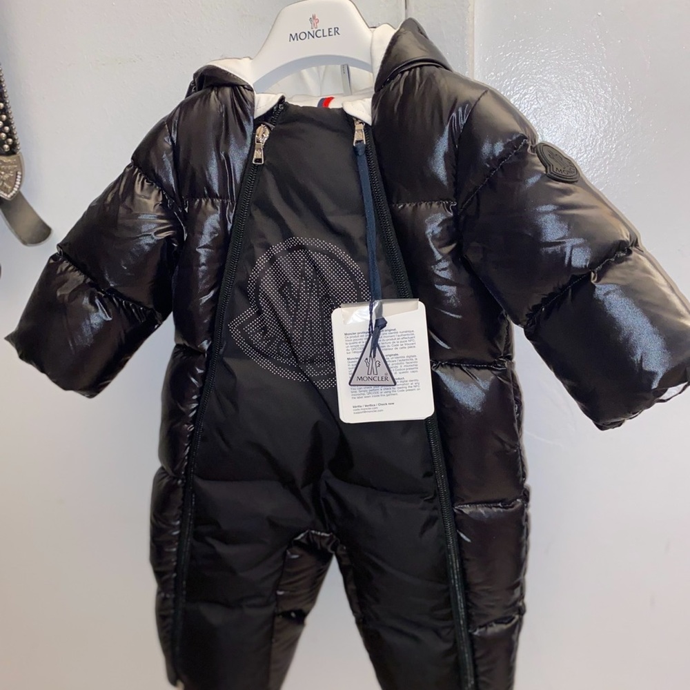 moncler coat size 6-9